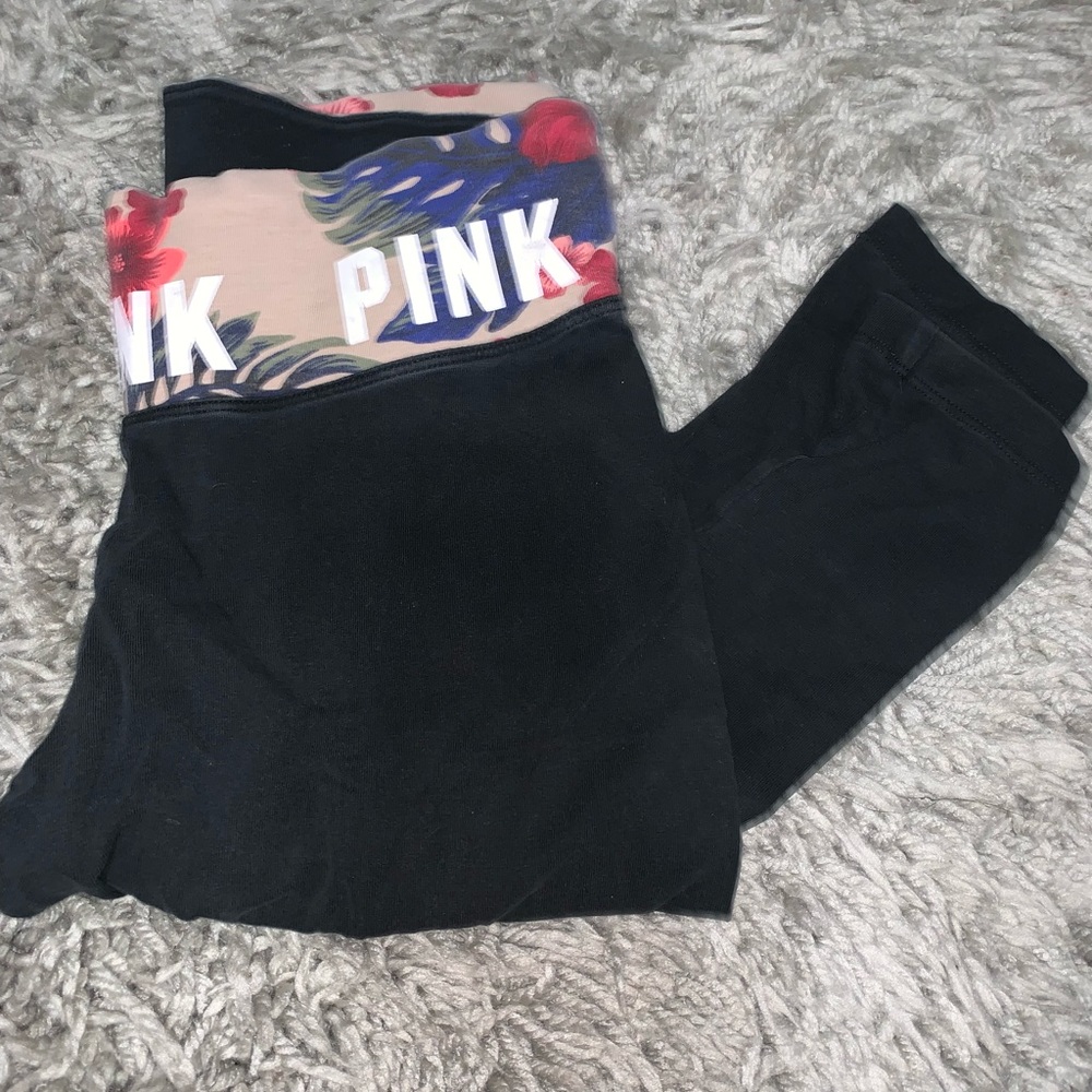 yoga pants